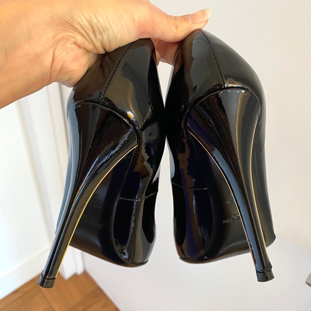 ❌SOLD❌ SAINT LAURENT calfskin Clara patent pumps - Picture 6 of 12